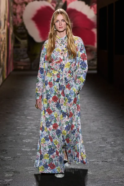 Look 72